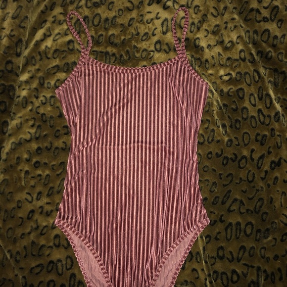 Forever 21 Tops - Forever 21 body suit